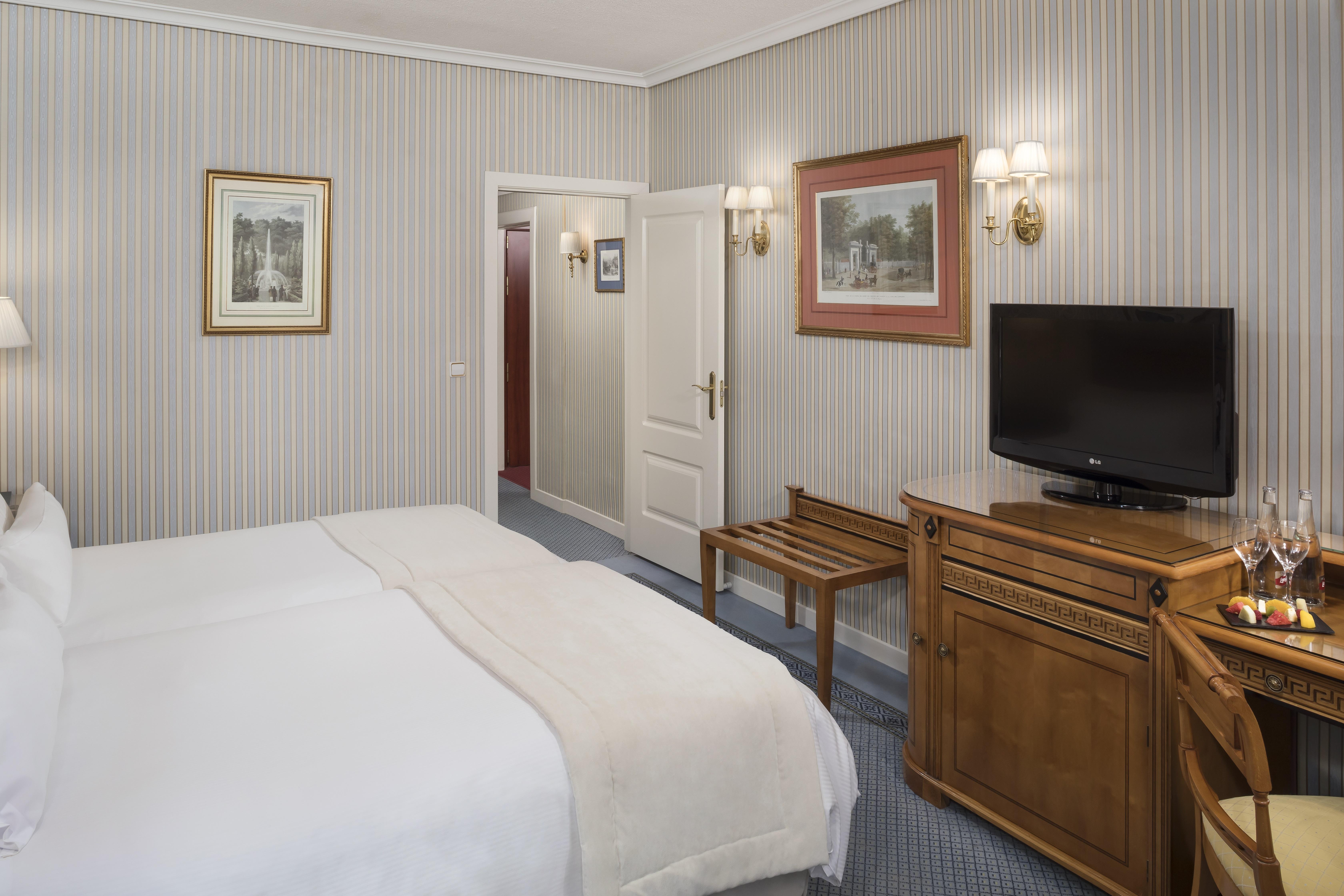 Melia Castilla Madrid Eksteriør bilde