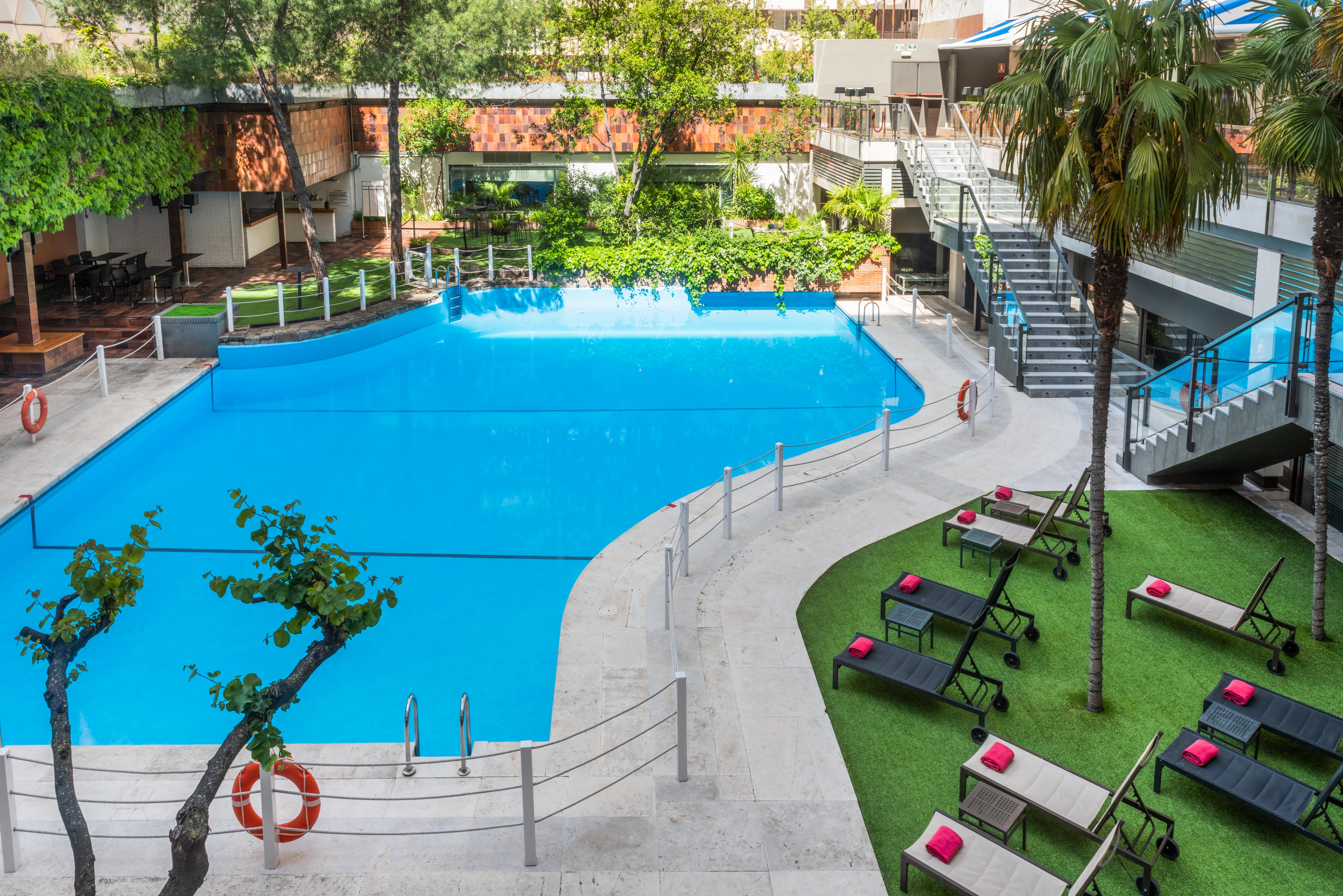 Melia Castilla Madrid Eksteriør bilde