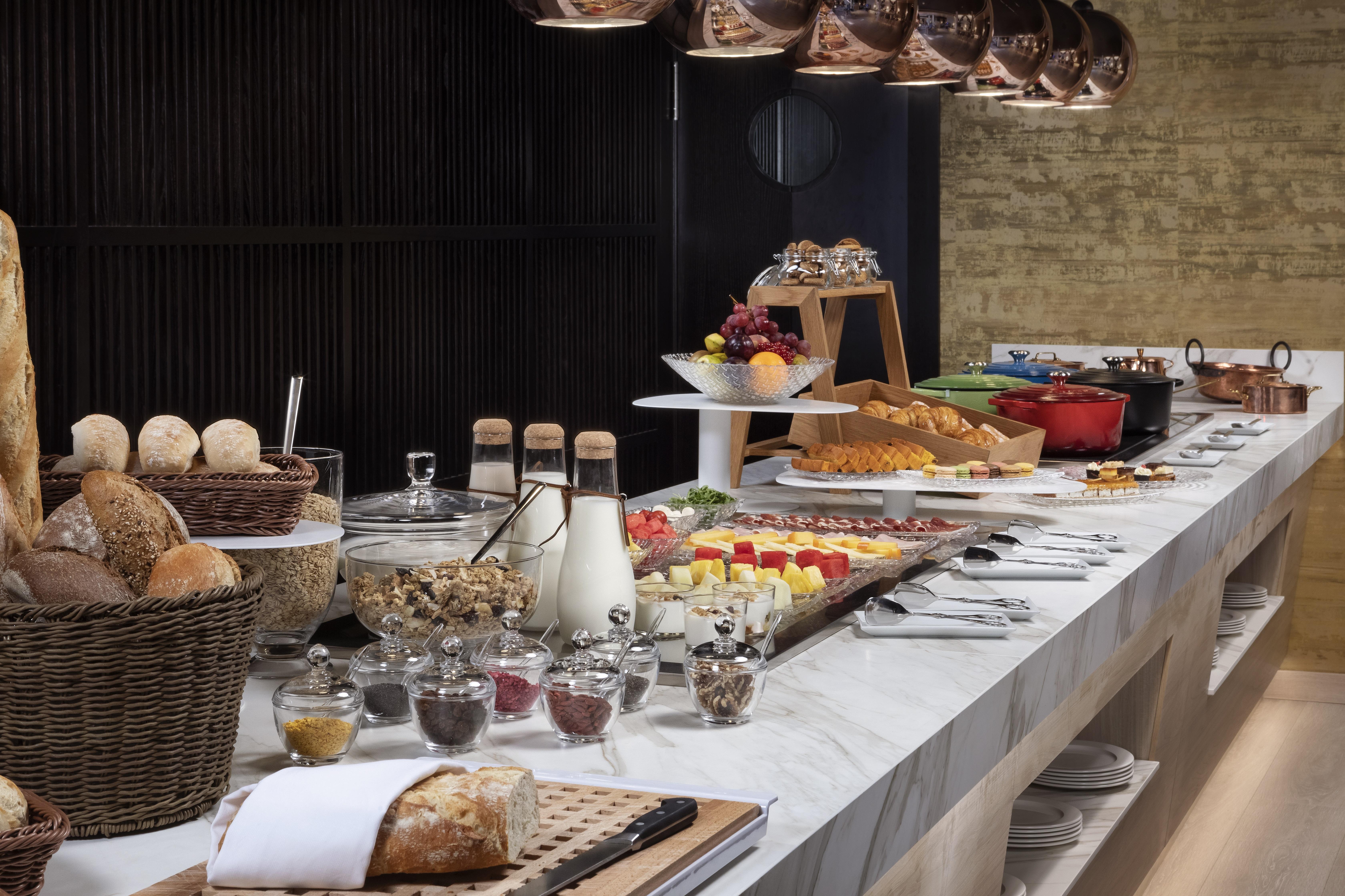 Melia Castilla Madrid Eksteriør bilde