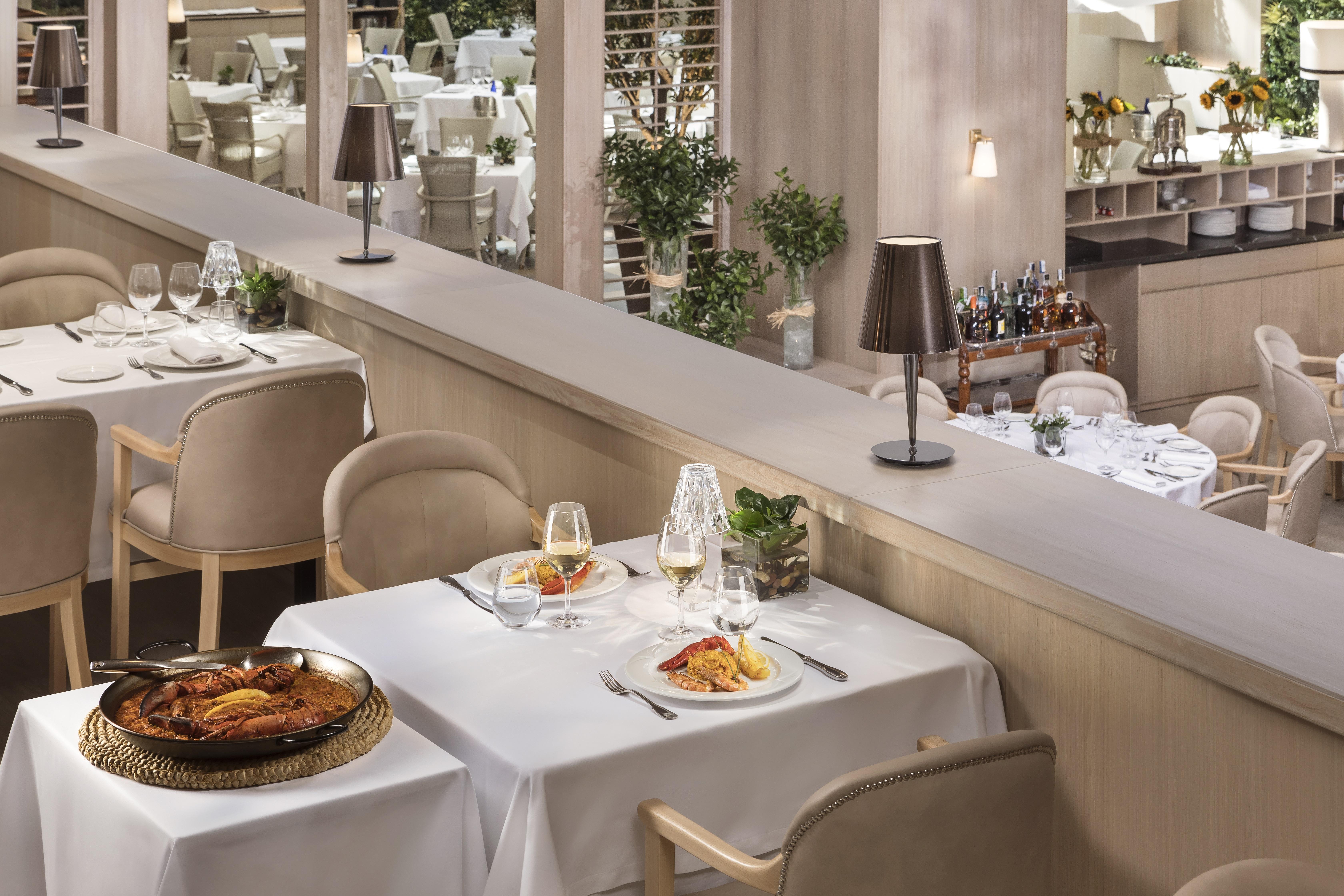 Melia Castilla Madrid Eksteriør bilde