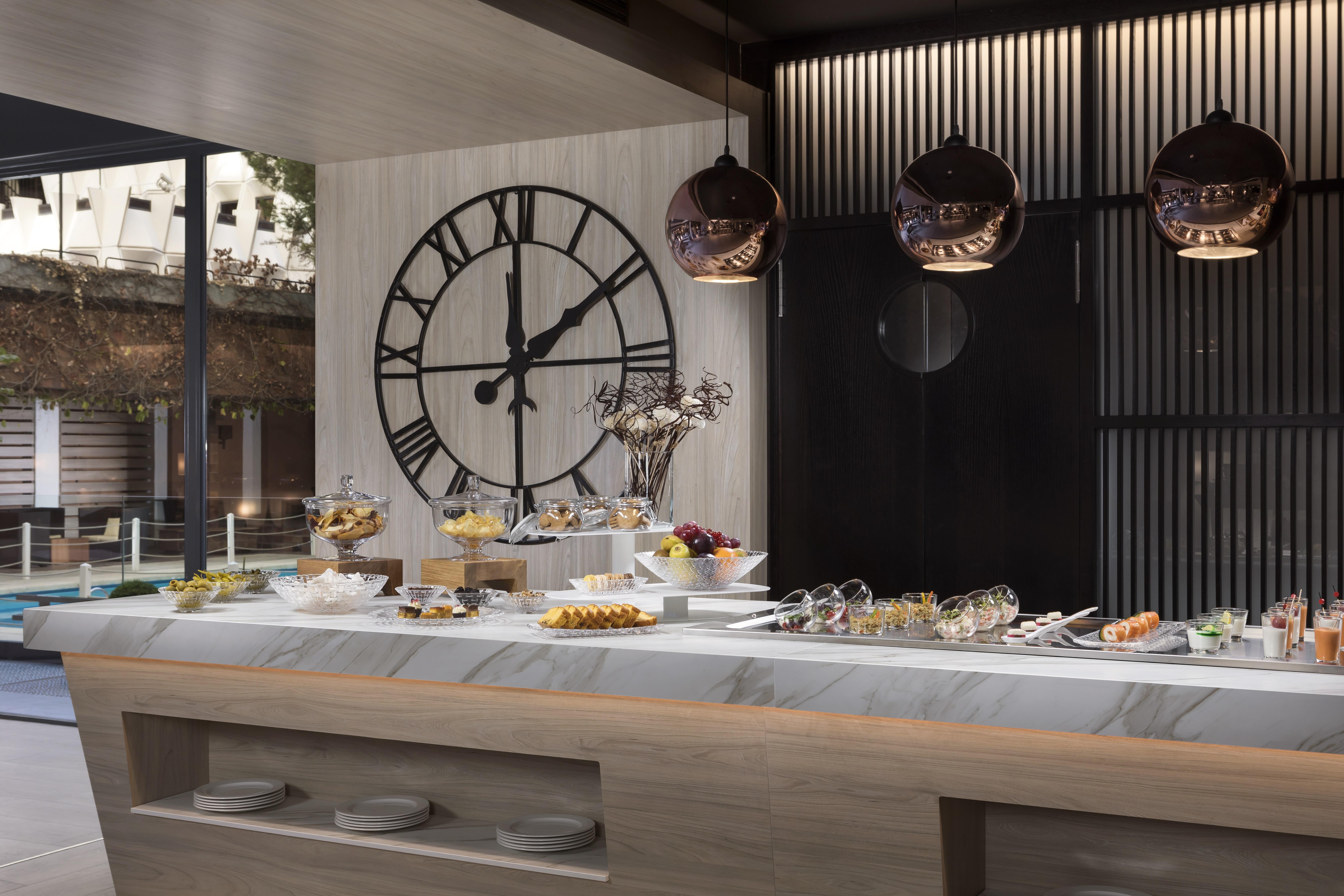 Melia Castilla Madrid Eksteriør bilde